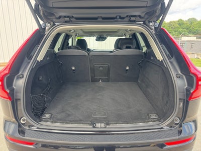 2020 Volvo XC60 T5 Momentum