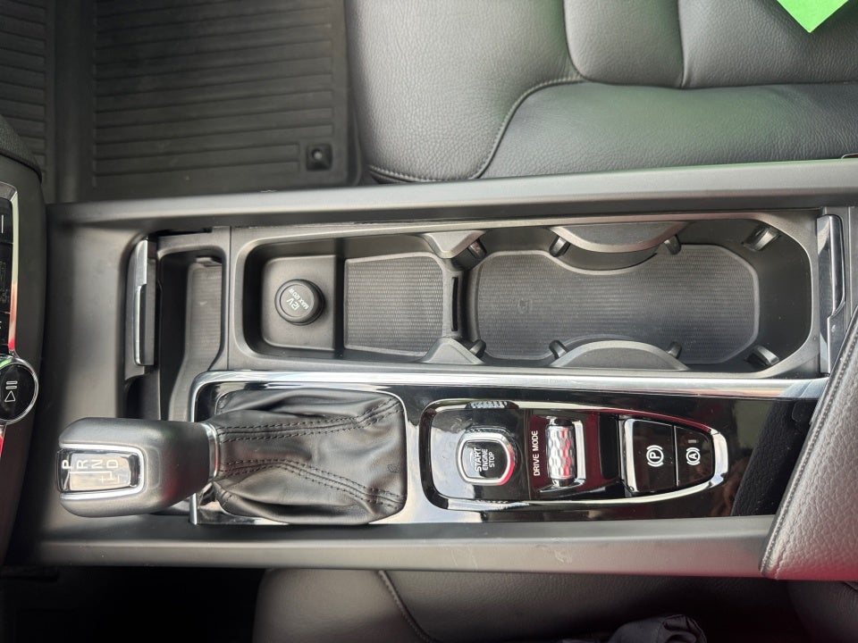 2020 Volvo XC60 T5 Momentum