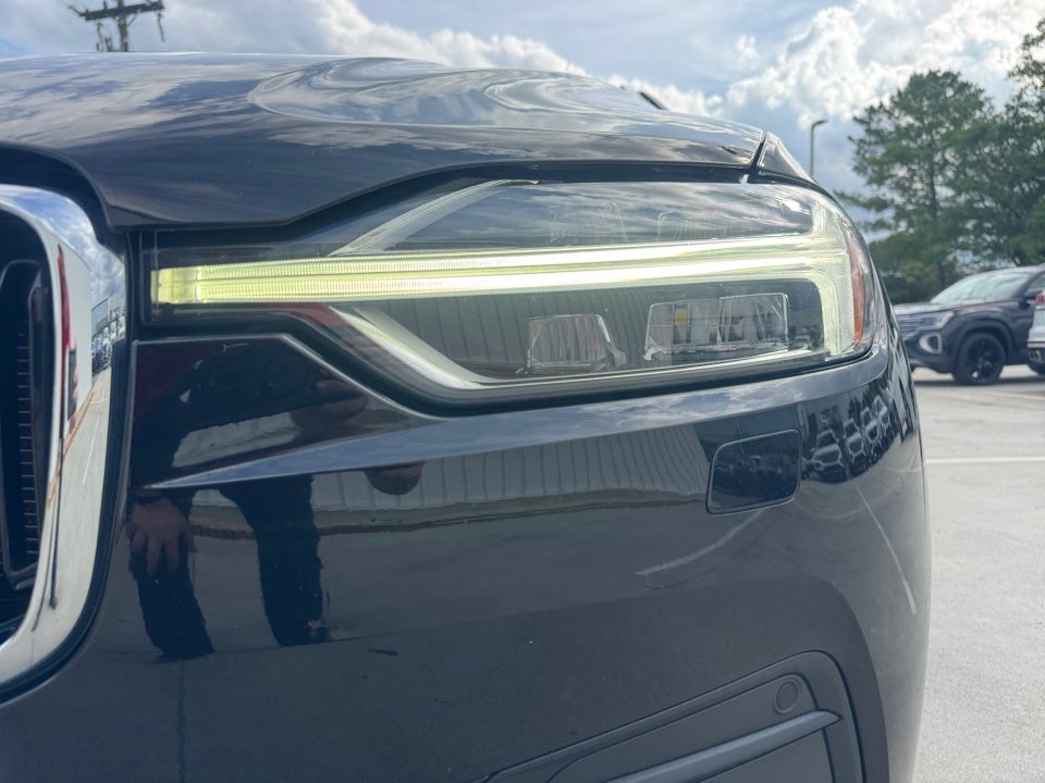 2020 Volvo XC60 T5 Momentum
