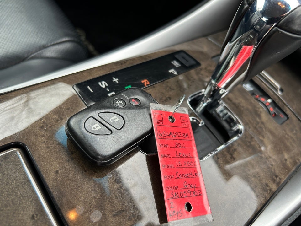 2011 Lexus IS 250C 2dr Conv Man