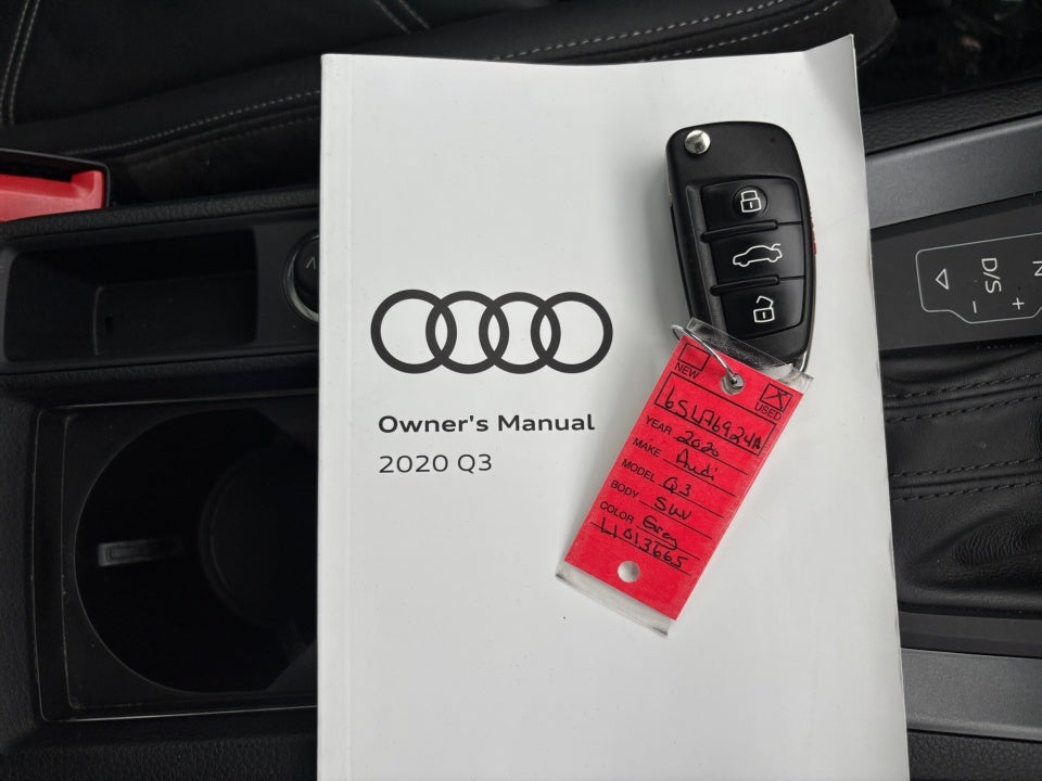 2020 Audi Q3 Premium Plus 45 TFSI S line quattro Tiptronic