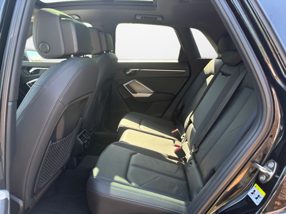 2022 Audi Q3 Premium Plus 45 TFSI S line quattro Tiptronic