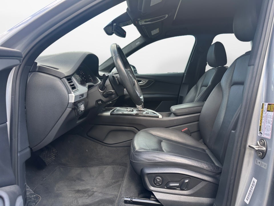 2018 Audi Q7 Premium Plus