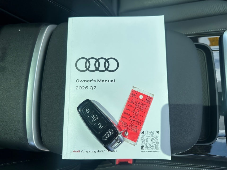 2026 Audi Q7 Premium Plus