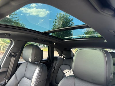 2022 Porsche Macan AWD