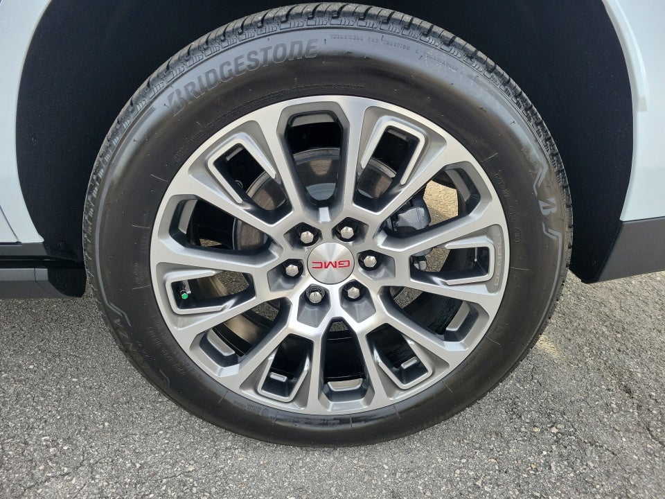 2026 GMC Yukon 4WD Denali