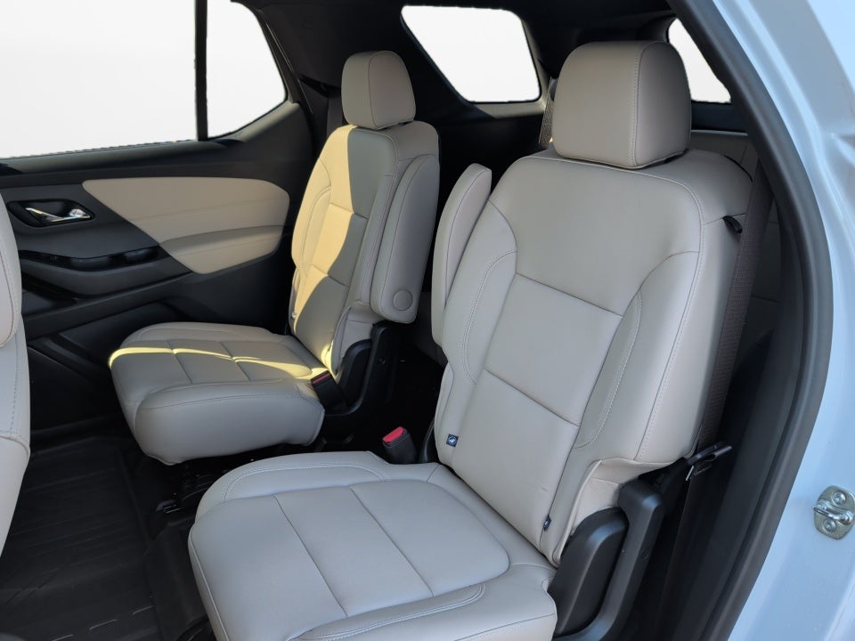 2023 Chevrolet Traverse FWD LT Leather