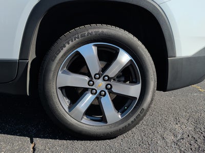 2023 Chevrolet Traverse FWD LT Leather