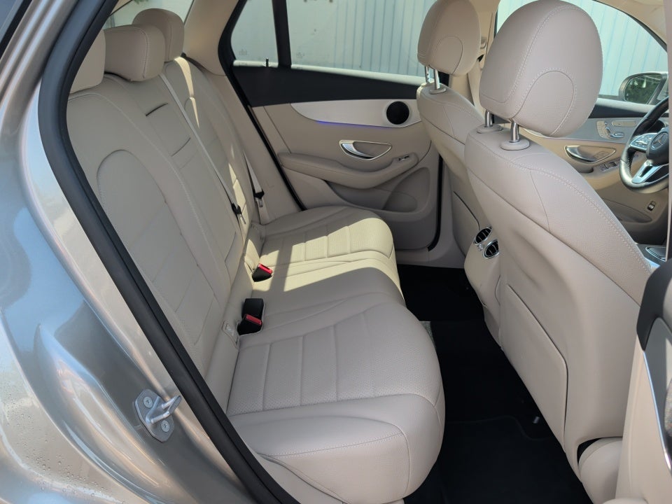 2020 Mercedes-Benz GLC 300 GLC 300