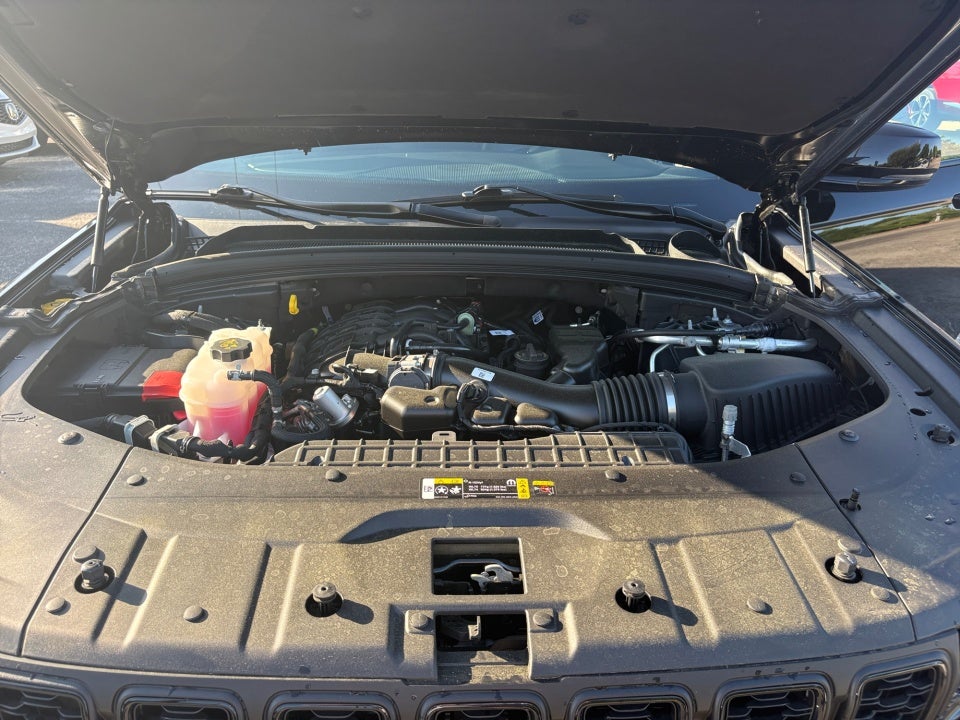 2025 Jeep Grand Cherokee L Limited 4x4