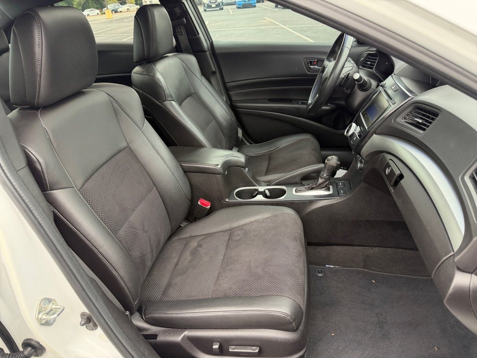 2016 Acura ILX Premium & A-SPEC Packages