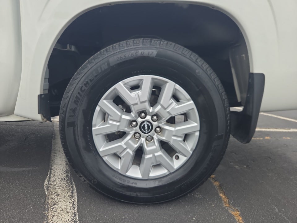 2024 Nissan Frontier Crew Cab SV 4x2