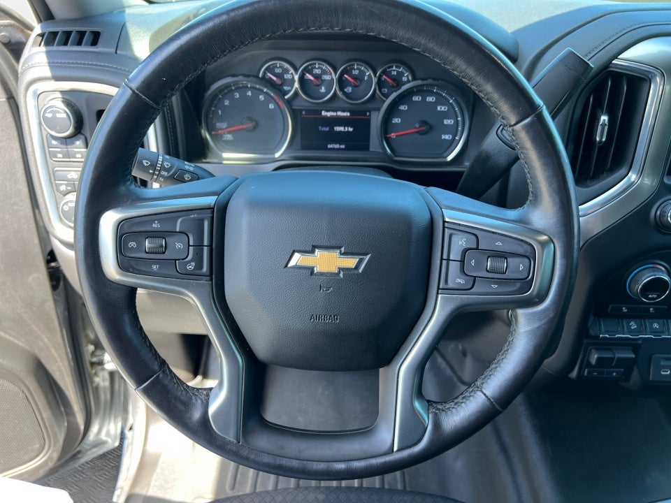 2021 Chevrolet Silverado 1500 4WD Crew Cab Short Bed LT