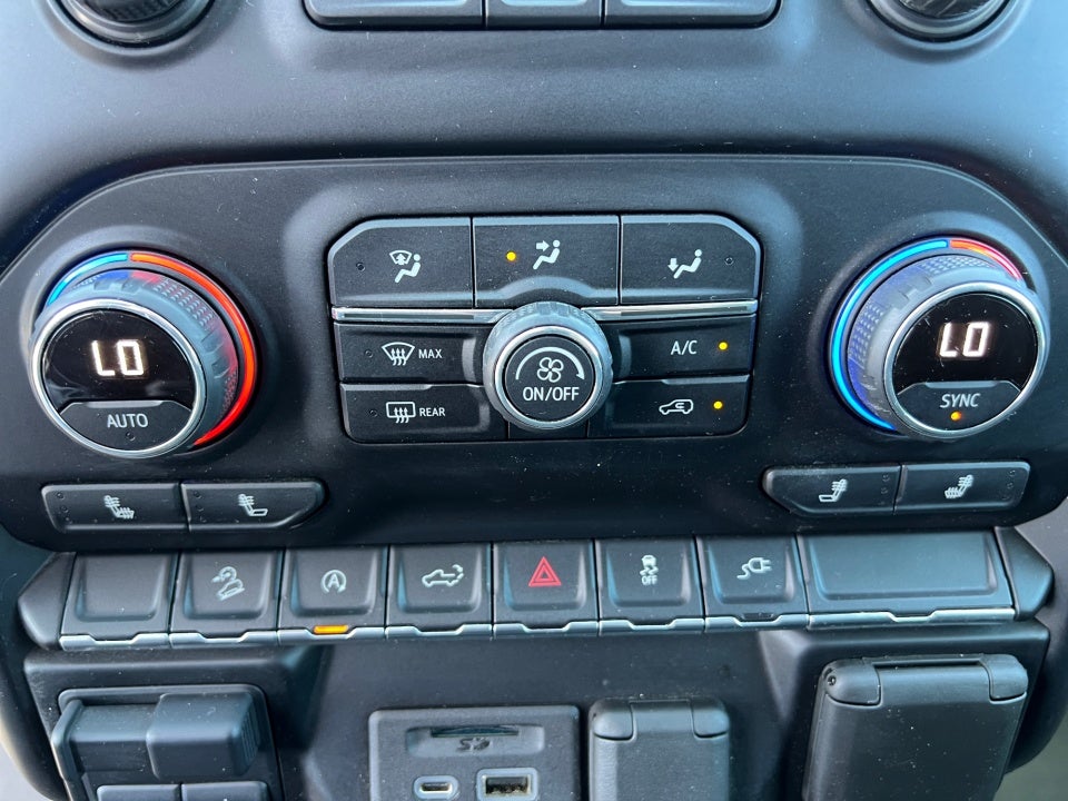 2021 Chevrolet Silverado 1500 4WD Crew Cab Short Bed LT