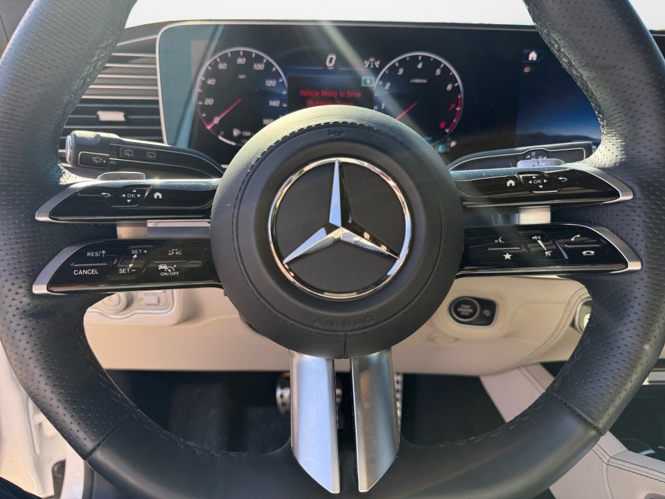 2025 Mercedes-Benz GLS 450 4MATIC®