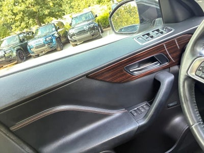 2019 Jaguar F-PACE 30t Prestige