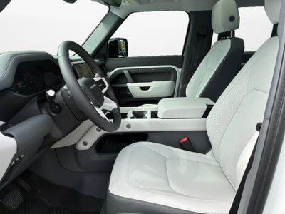 2025 Land Rover Defender 110 P400 S