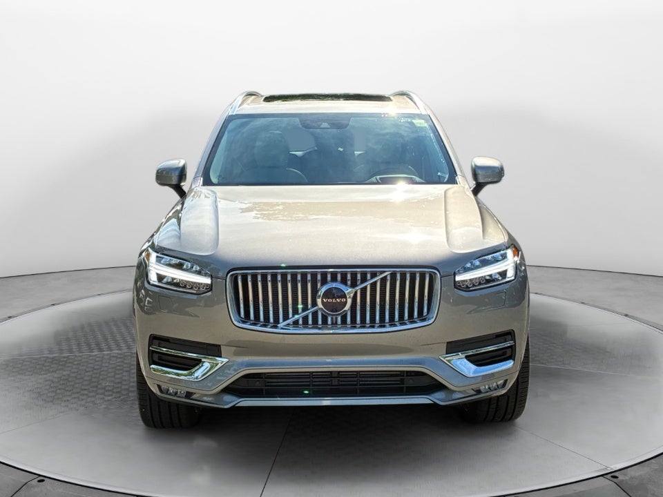 2022 Volvo XC90 T6 Inscription 7 Passenger