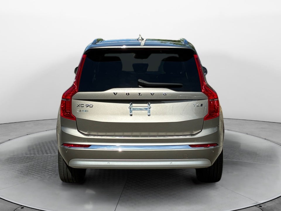 2022 Volvo XC90 T6 Inscription 7 Passenger