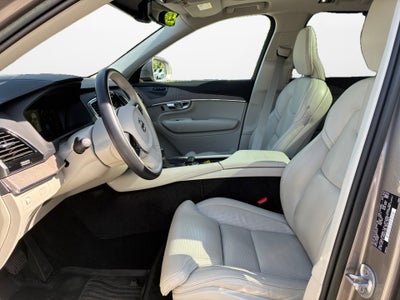 2022 Volvo XC90 T6 Inscription 7 Passenger