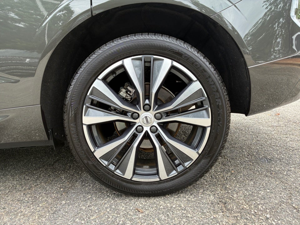 2022 Volvo XC60 Momentum