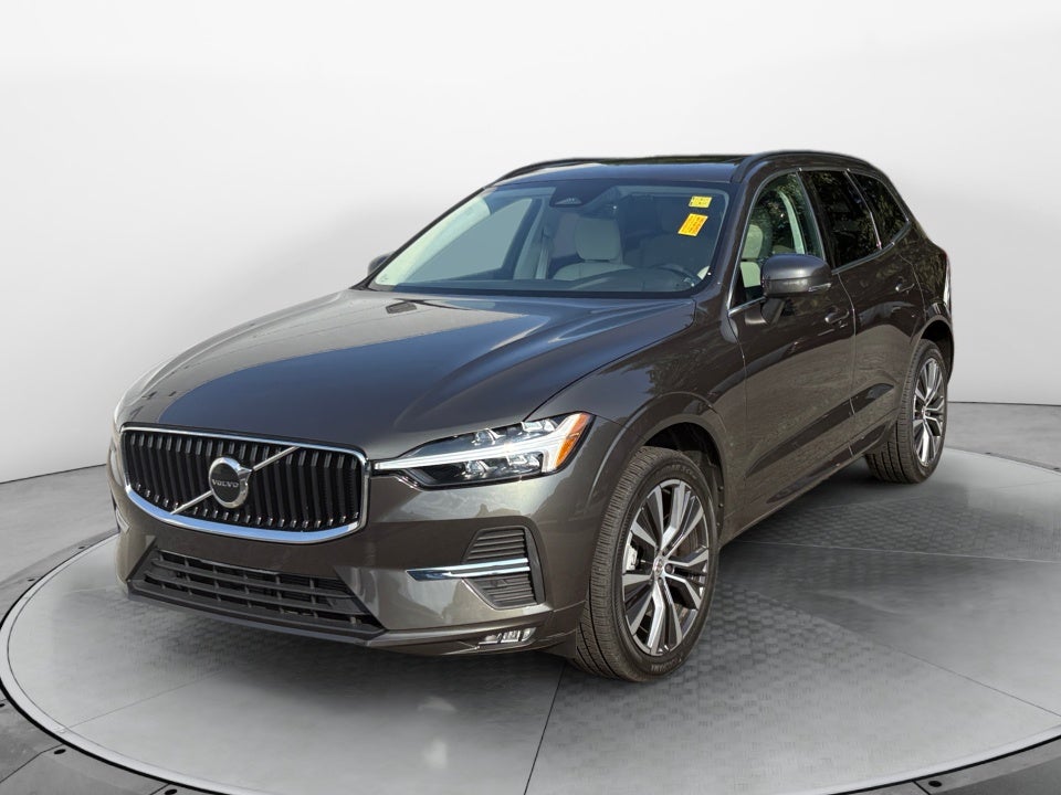 2022 Volvo XC60 Momentum