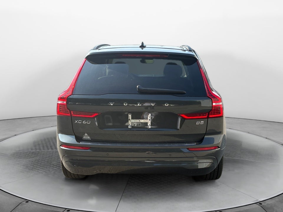 2022 Volvo XC60 Momentum