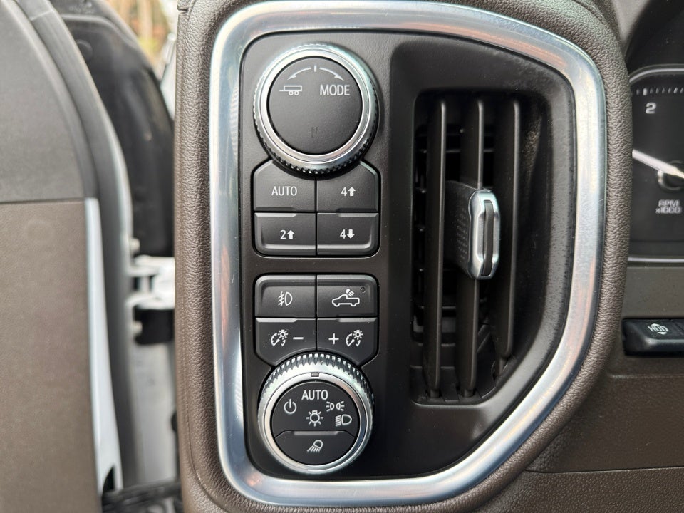 2021 GMC Sierra 2500HD 4WD Crew Cab Standard Bed Denali