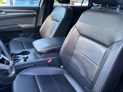 2021 Volkswagen Atlas Cross Sport 3.6L V6 SE w/Technology R-Line