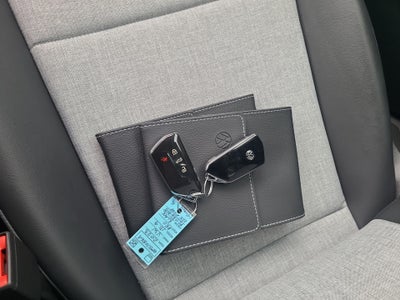 2023 Volkswagen ID.4 Pro