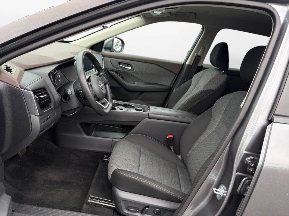 2022 Nissan Rogue SV Intelligent AWD