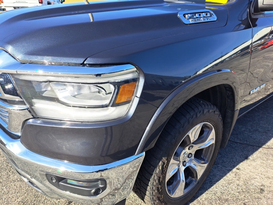 2020 RAM 1500 Laramie Crew Cab 4x4 5'7" Box