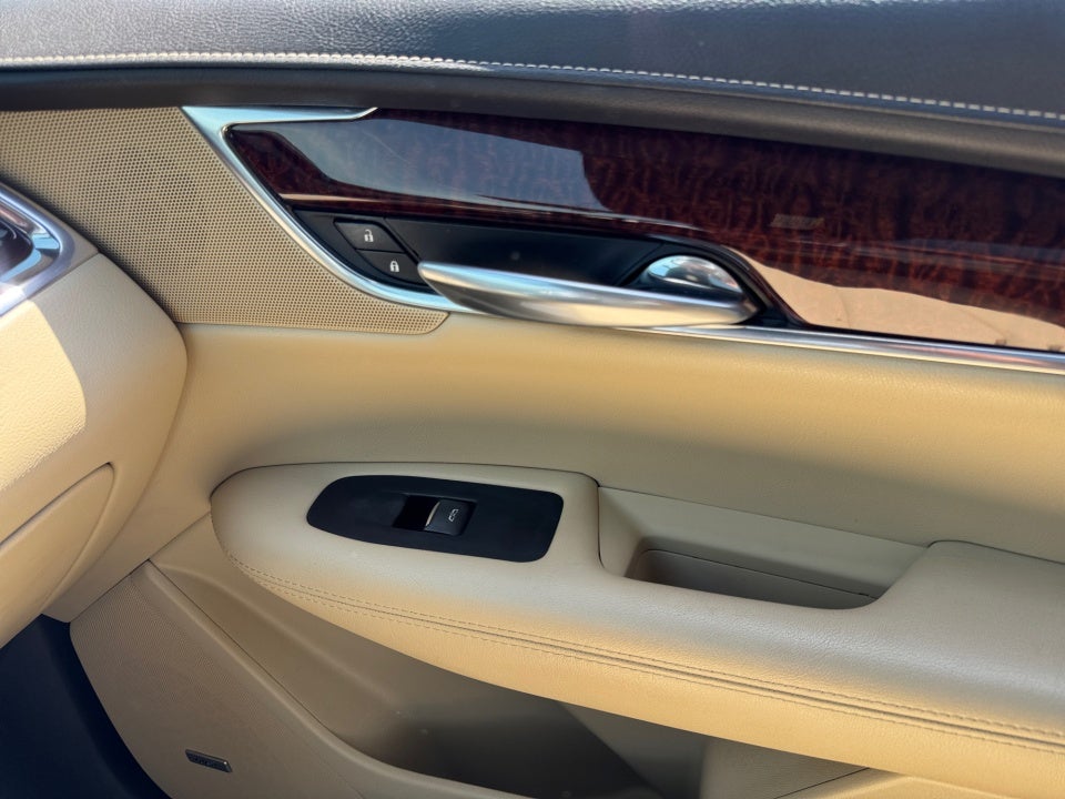 2019 Cadillac XT5 Premium Luxury