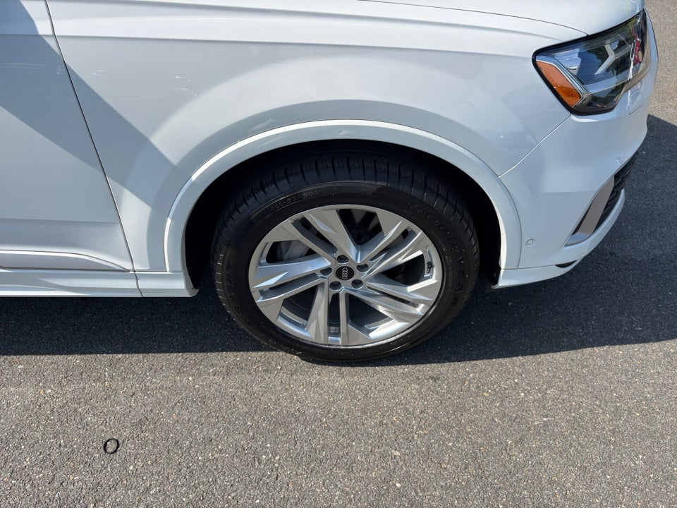 2021 Audi Q7 Premium Plus