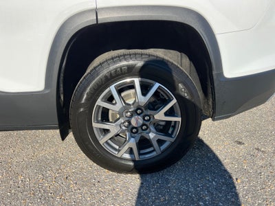 2023 GMC Acadia AWD SLT