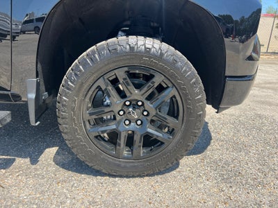 2026 Chevrolet Silverado 1500 4WD Crew Cab Short Bed Custom Trail Boss