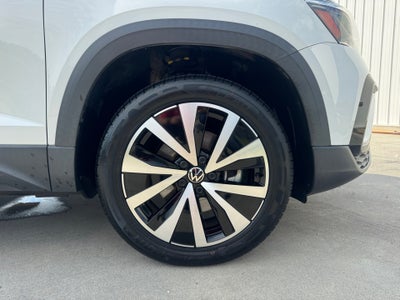 2022 Volkswagen Taos SE