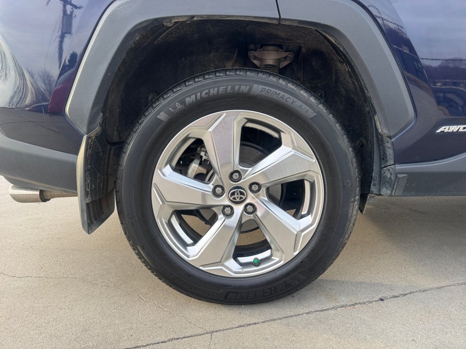 2021 Toyota RAV4 Hybrid XLE Premium