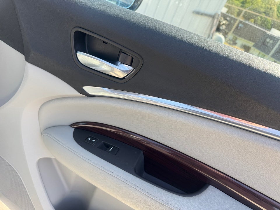 2015 Acura MDX Technology Package